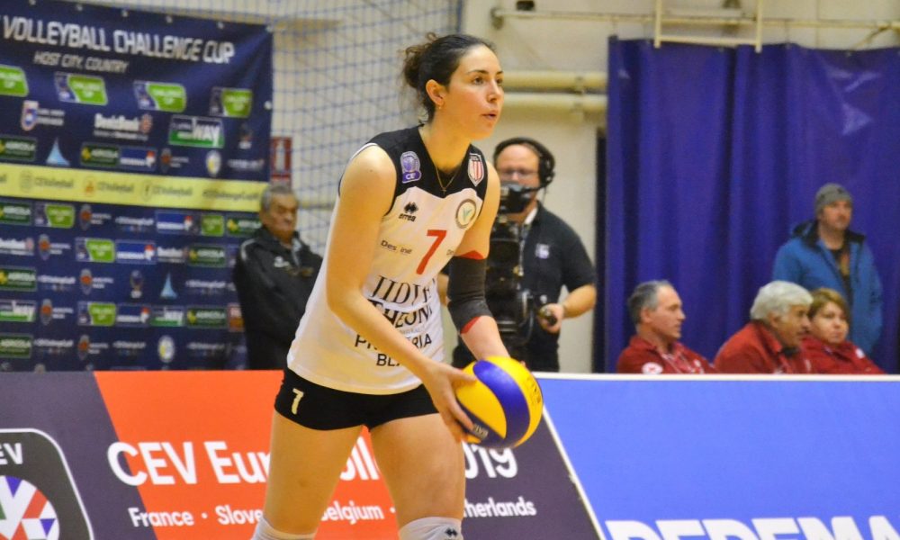 Lora-Kitipova surdsa Volei Alba Blaj