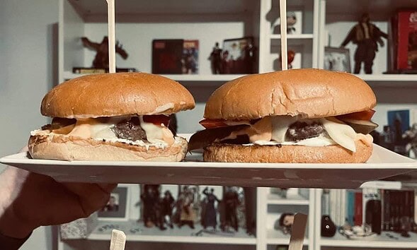 fast food, junk food, mancare, mancare rapida, burgeri, burger, mancare nesanatoasa alba24.ro