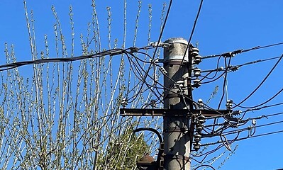 stalp curent electricitate cabluri