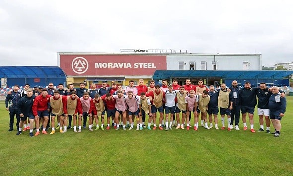 Cine transmite la TV România - Slovacia U21