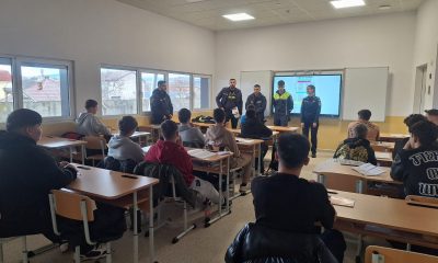 actiune, politie, elevi