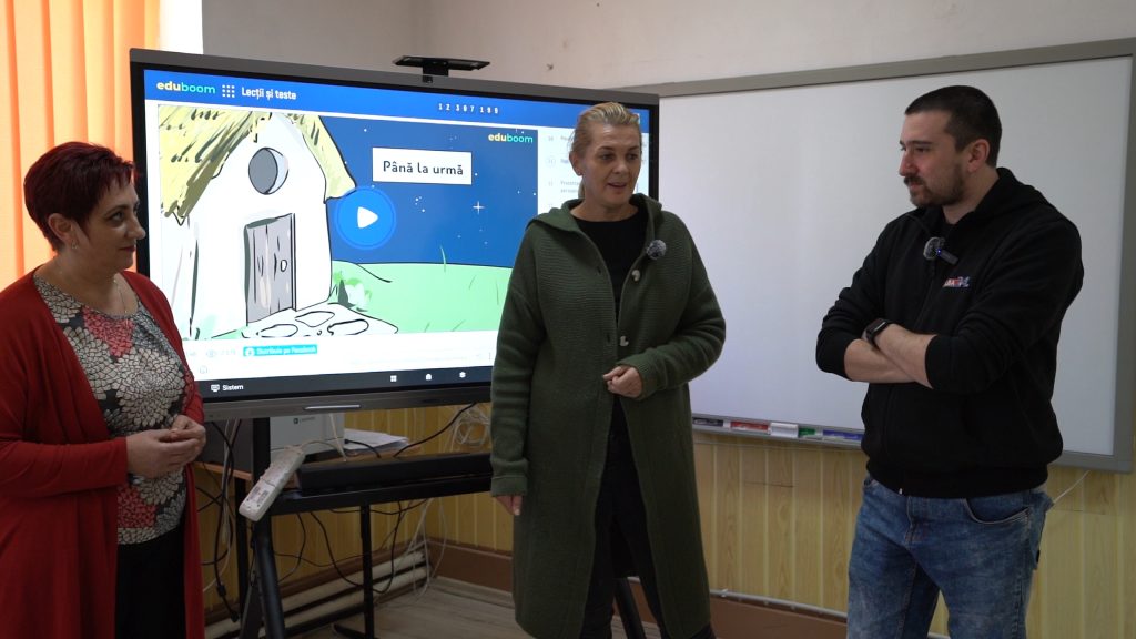 Discuții despre digitalizare la școala din Lupșa