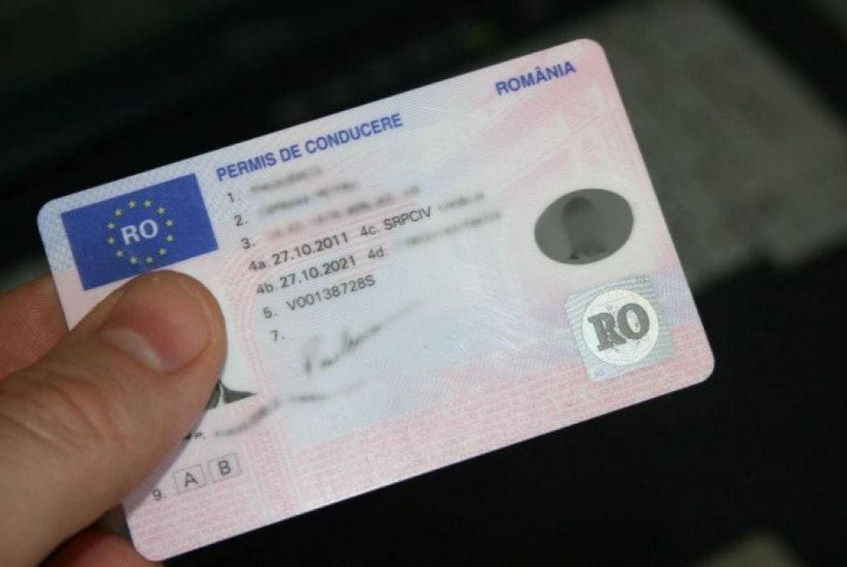 Ce a pățit un bărbat din Alba care a vrut să schimbe un permis fals de conducere cu unul valabil. Pedeapsa la Judecătorie
