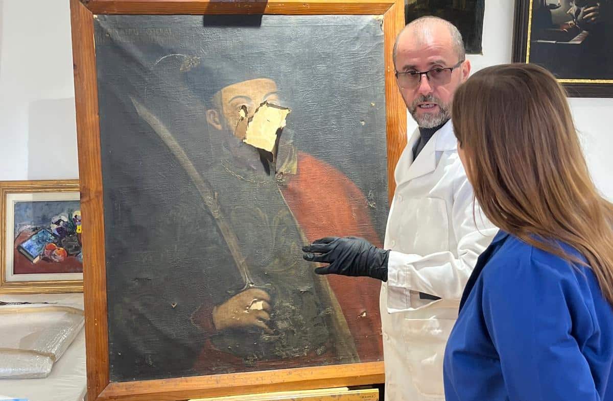 Portret al unui principiu transilvanean, în proces de restaurare la Palatul Principilor Alba Iulia.