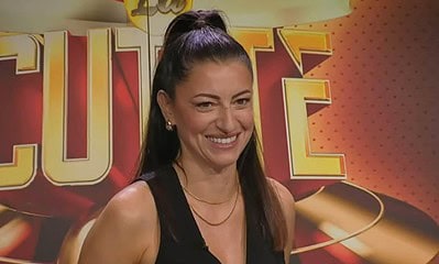 Violeta Fiț din Alba Iulia la "Chefi la cuțite", câștigând patru cuțite cu un desert super delicios.