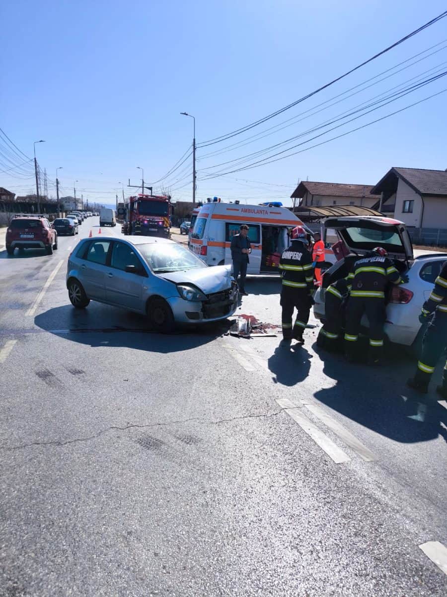 Accident auto la Alba Iulia cu un copil rănit pe Calea Moților.