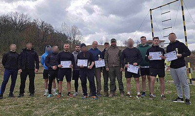 Echipă de polițiști din Alba la un concurs de crossfit, câștigători și premiați pentru performanță ș.