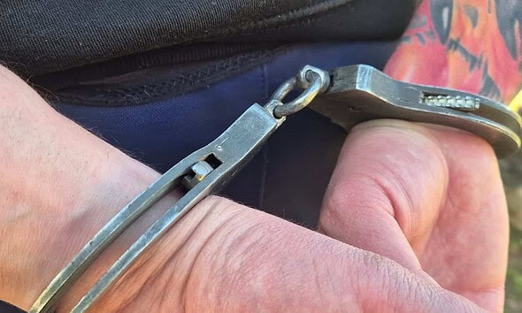 Imagine cu lanț de siguranță pentru acces în aer liber, utilizat pentru securizarea obiectelor sau a.