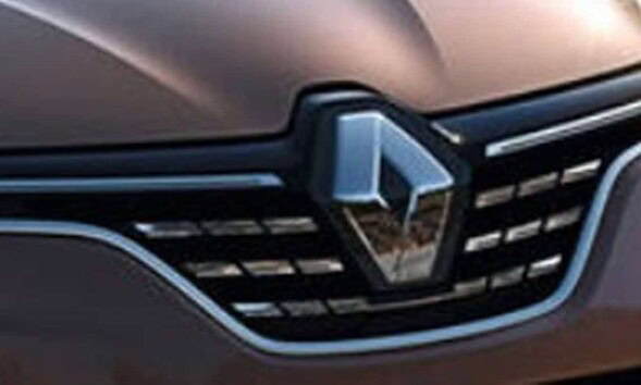 Logo Renault pe grila mașinii.