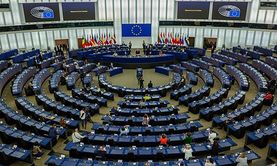 Sala de ședințe a Parlamentului European în timpul votului pentru bugetul UE 2028-2034.