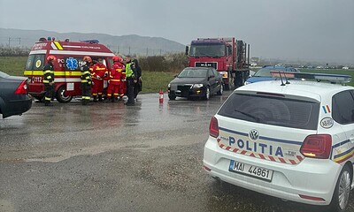 Accident între autoturism și autocamion la Coșlariu Nou