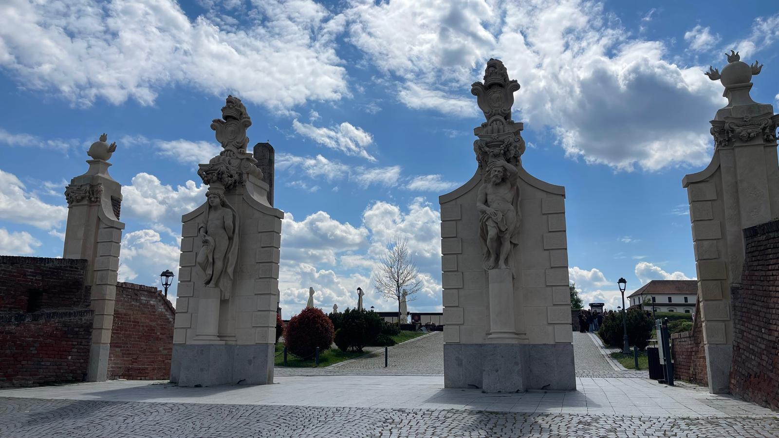 Poarta II, Cetatea Alba Carolina