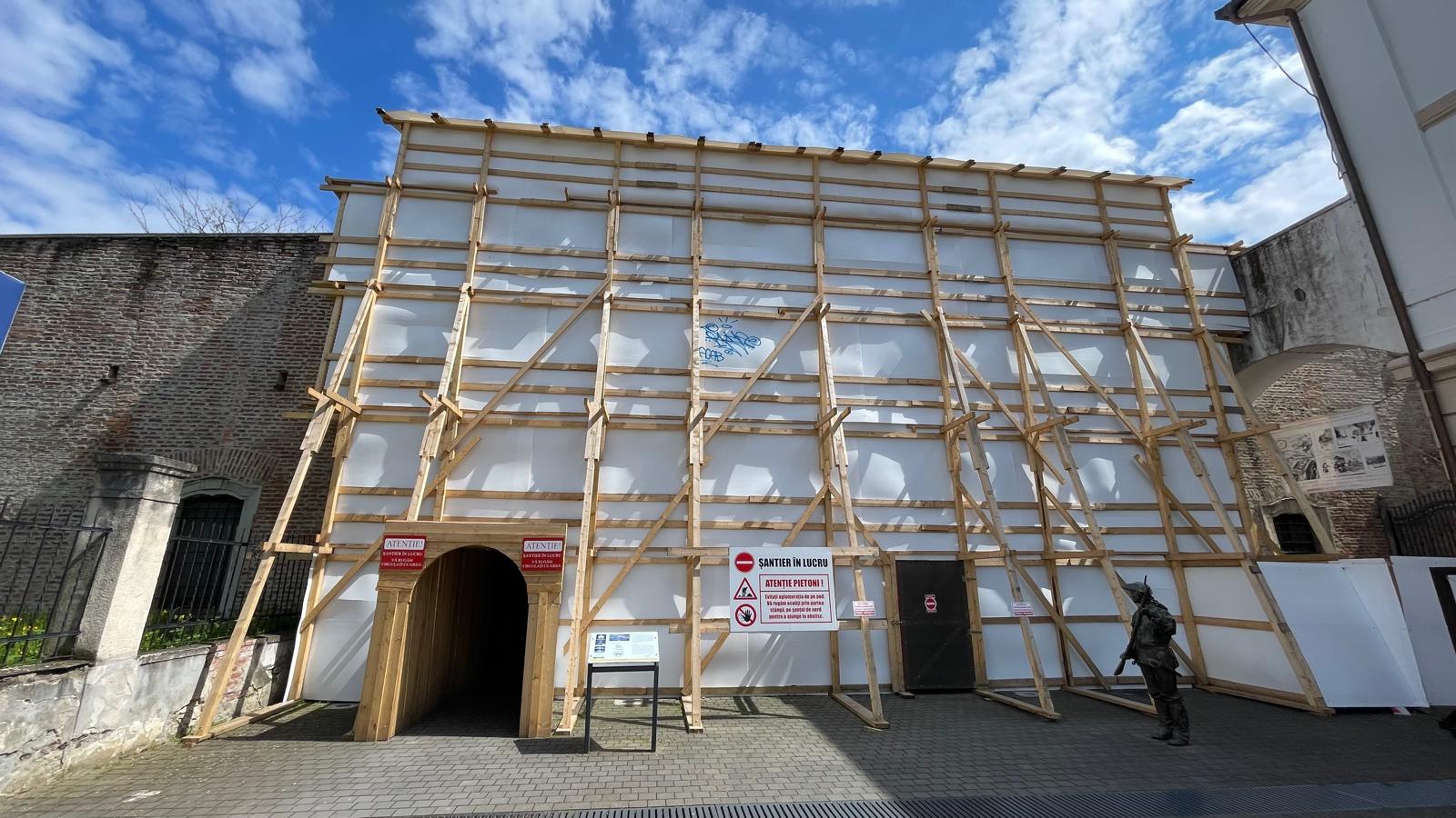 Poarta III, Cetatea Alba Carolina