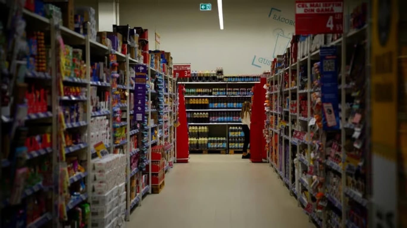 ANPC avertizează asupra „shrinkflation”: mai puțin produs în ambalaj, la același preț. Ce trebuie să verifice cumpărătorii