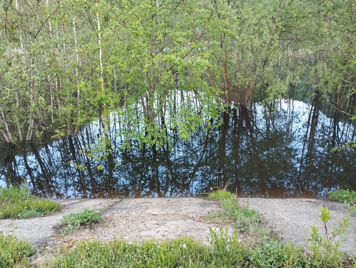 VIDEO: Probleme la Iazul de decantare Valea Cuții din Alba, după ploile abundente din ultimele zile. S-au luat măsuri urgente