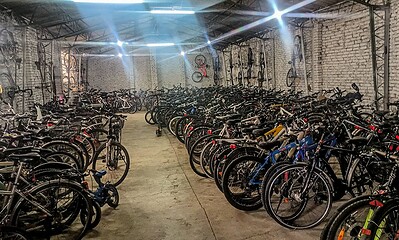 depozit ilegal biciclete
