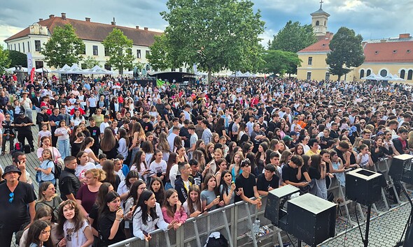 AlbaFest 2026 public