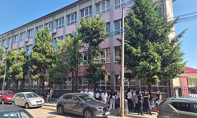 Evaluare Națională 2026. Centrul de examinare de la Școala Mihai Eminescu din Alba Iulia. Foto: Alba24
