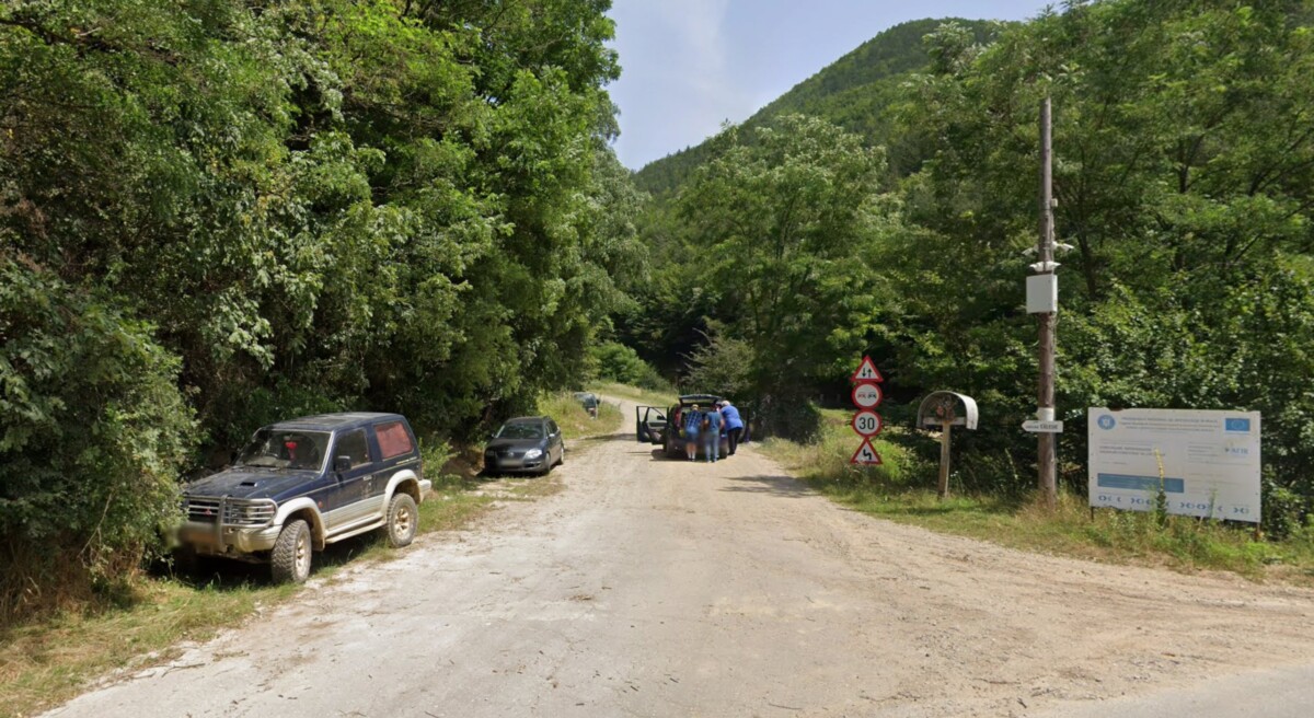 Primăria Cugir vrea să repare drumurile de pământ care fac legătura între oraș și satele aparținătoare. Cât vor costa lucrările