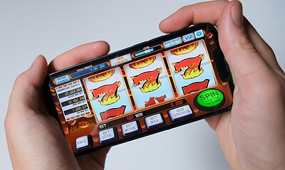 jocurile pacanele online gambling sursa foto jocurile pacanele online gambling cazinou sursa foto Niek Doup via Unsplash