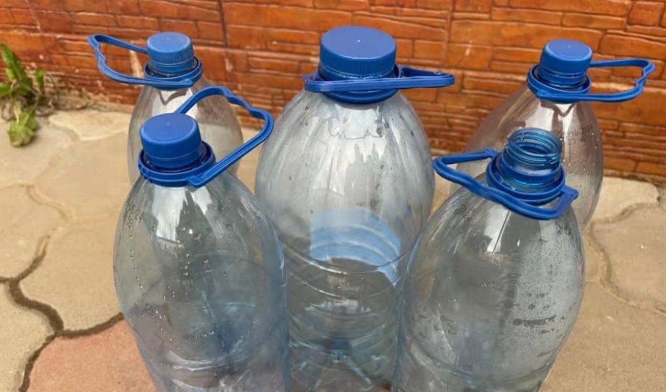 Ambalajele alimentare cu bisfenol A, interzise în UE. Ce produse sunt vizate și de când se aplică măsura