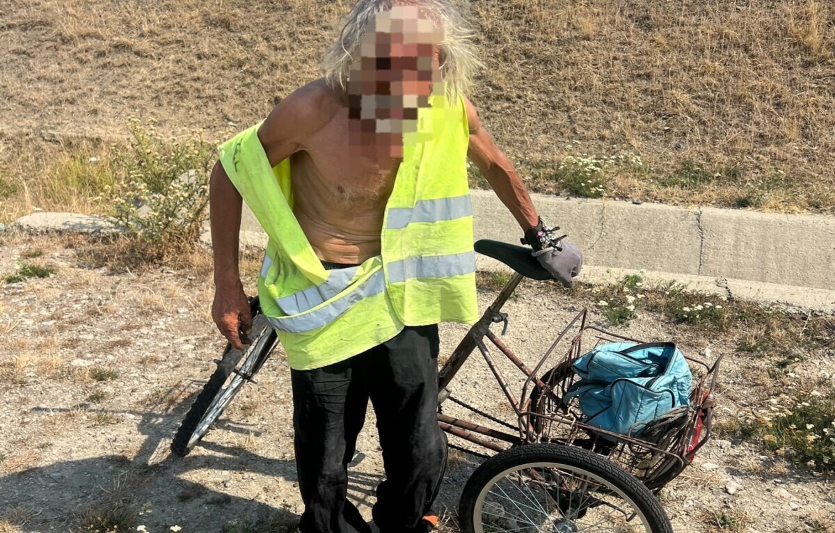 Polițiștii au încetinit traficul pe zeci kilometri din A1, pentru a evita o tragedie. Biciclist pe contrasens, semnalat la 112
