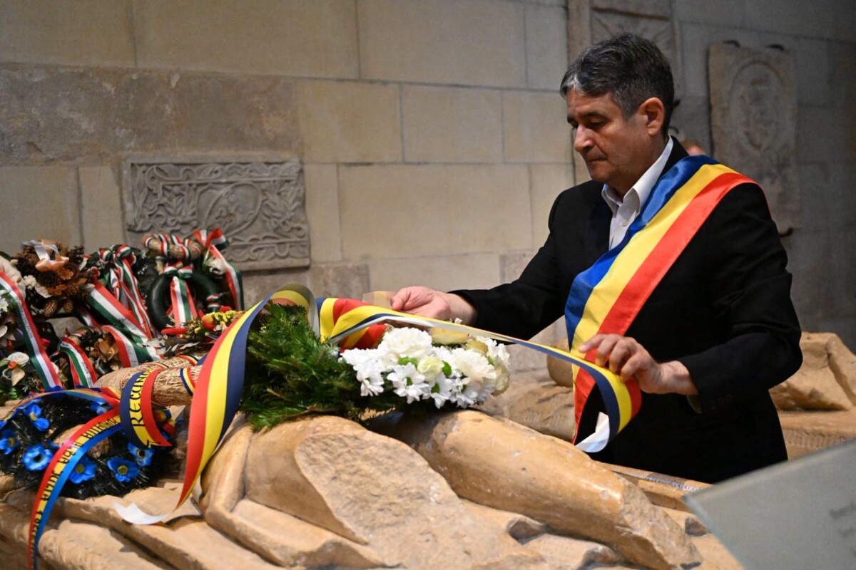 Iancu de Hunedoara, comemorat de primarii din Alba Iulia și Hunedoara, la 570 de la moartea sa