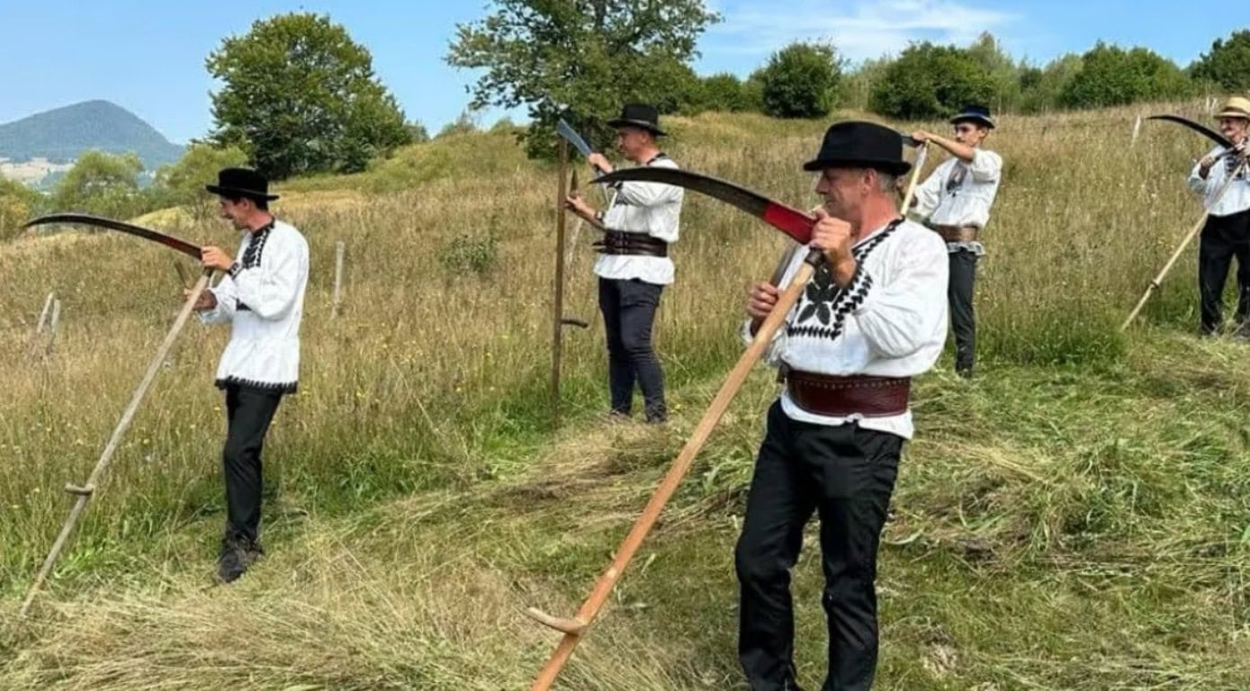 22–23 august: Tradiții culturale la Mogoș - Ovidiu Bîrlea. Claca de coasă de la Bârlești, spectacol folcloric, obiceiuri. Program