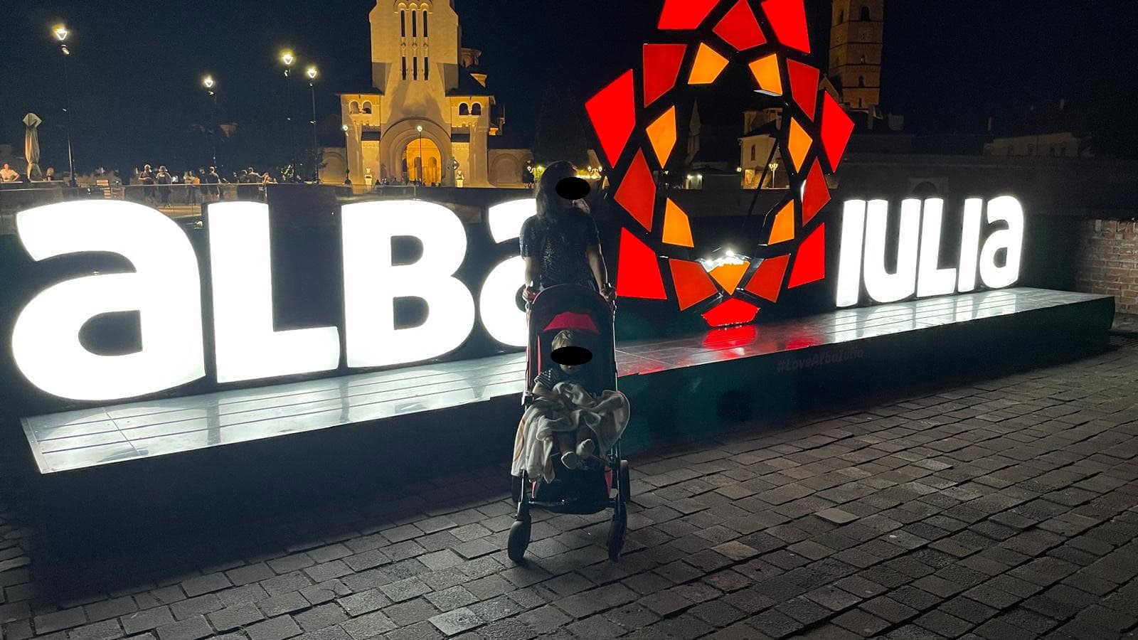 Merită să te muți din Cluj-Napoca la Alba Iulia? Avantajele și dezavantajele unui oraș mai liniștit, văzute de localnici