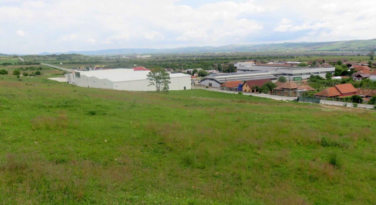 Orașul Teiuș va avea un parc de agrement de peste 21.000 mp, pe locul fostului târg de animale. Valoarea investiției
